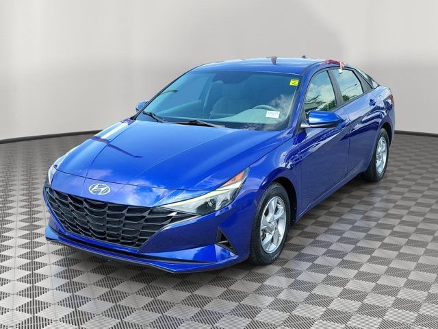 Used 2021 Hyundai Elantra SE FWD image 3