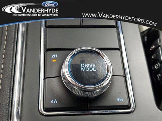 Certified 2024 Ford Expedition Max XLT image 34