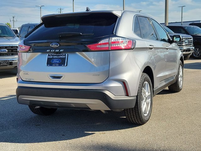 Certified 2024 Ford Edge SEL image 6
