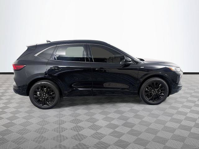 Certified 2024 Ford Escape ST-Line Elite w/ Premium Technology Package AWD/4WD image 8