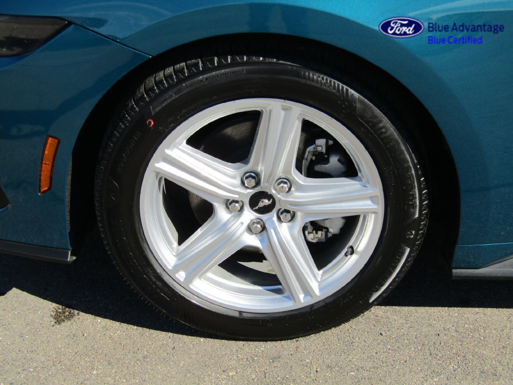 Certified 2026 Ford Mustang Coupe RWD image 10
