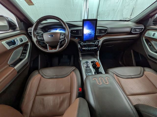 Certified 2021 Ford Explorer King Ranch w/ Premium Technology Package image 12