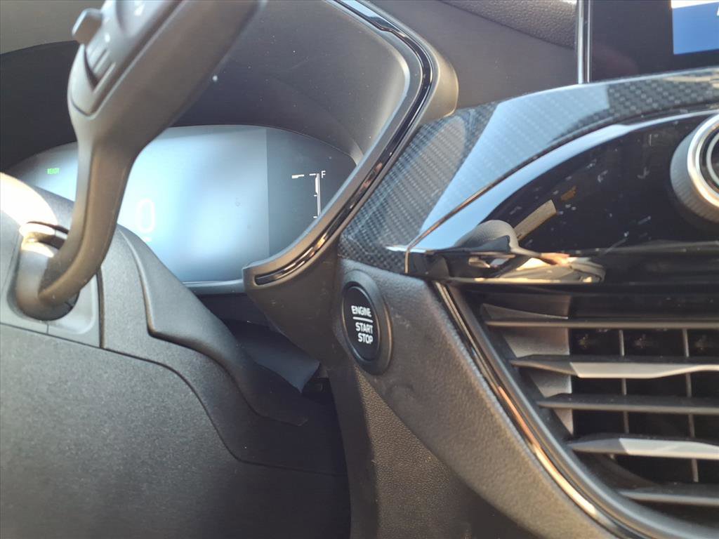 Certified 2025 Ford Escape ST-Line Elite image 23