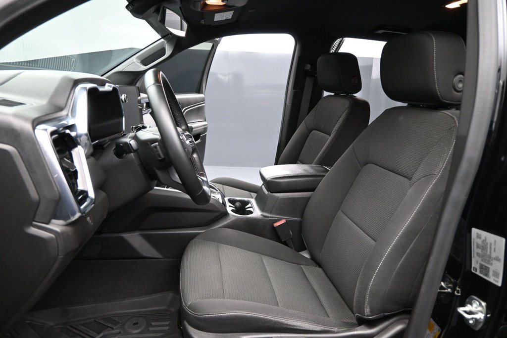 Used 2024 GMC Canyon Elevation RWD image 9