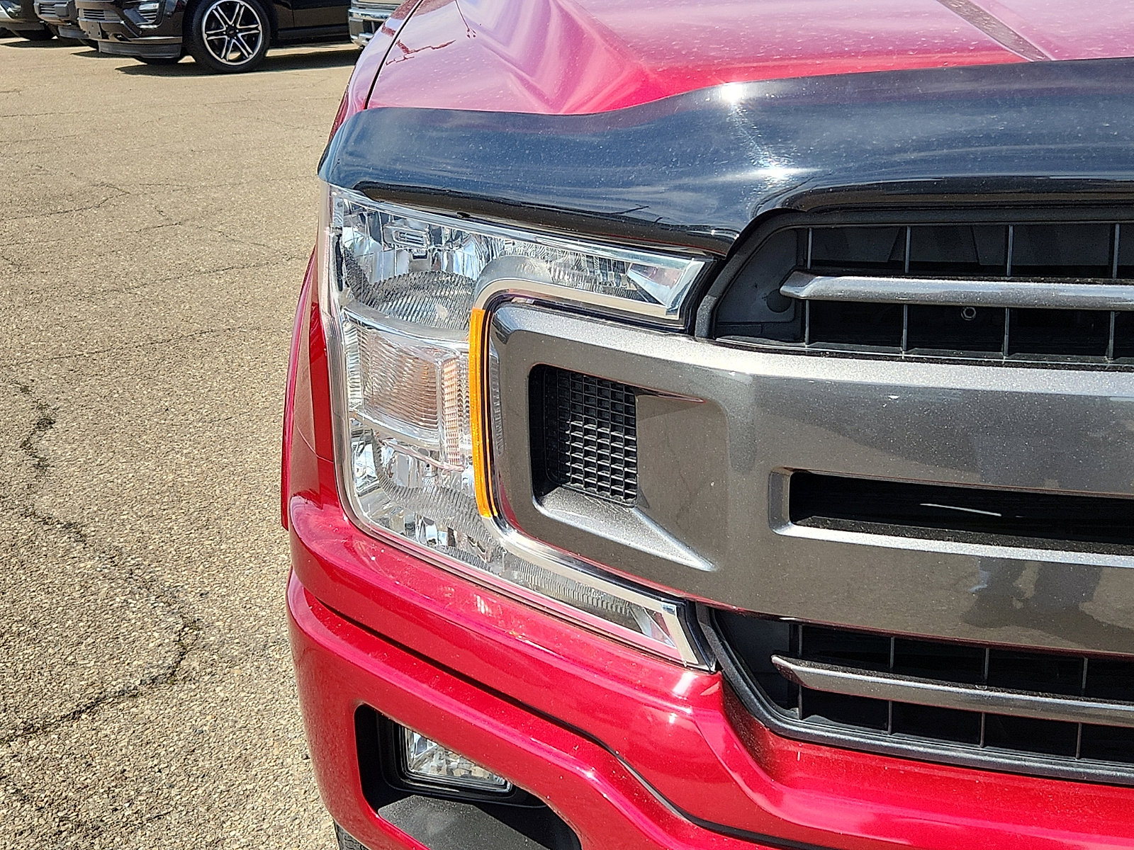 Certified 2018 Ford F150 XLT w/ Equipment Group 302A Luxury AWD/4WD image 9