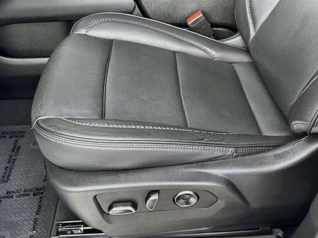 Used 2024 GMC Yukon Denali AWD/4WD image 31