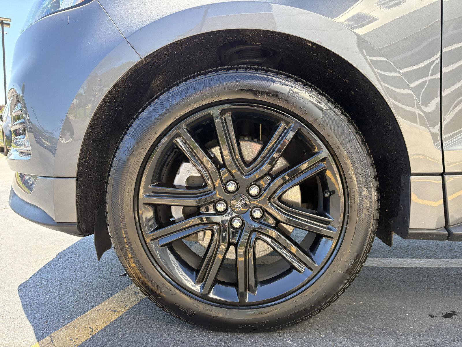 Certified 2024 Ford Edge ST-Line w/ Class II Trailer Tow Package AWD/4WD image 26