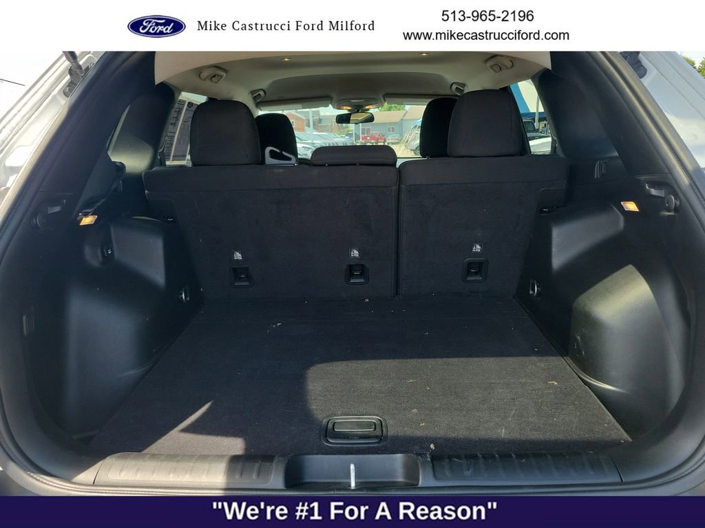 Used 2020 Jeep Cherokee Latitude AWD/4WD image 27