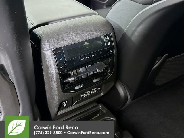 Used 2021 Jeep Grand Cherokee L Limited w/ Trailer Tow Group (B) image 27