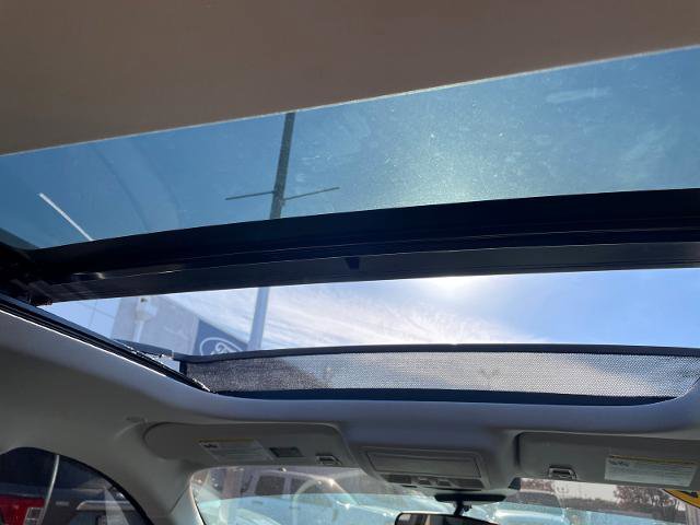 Certified 2022 Ford Escape SE w/ SE Sport Appearance Package image 11