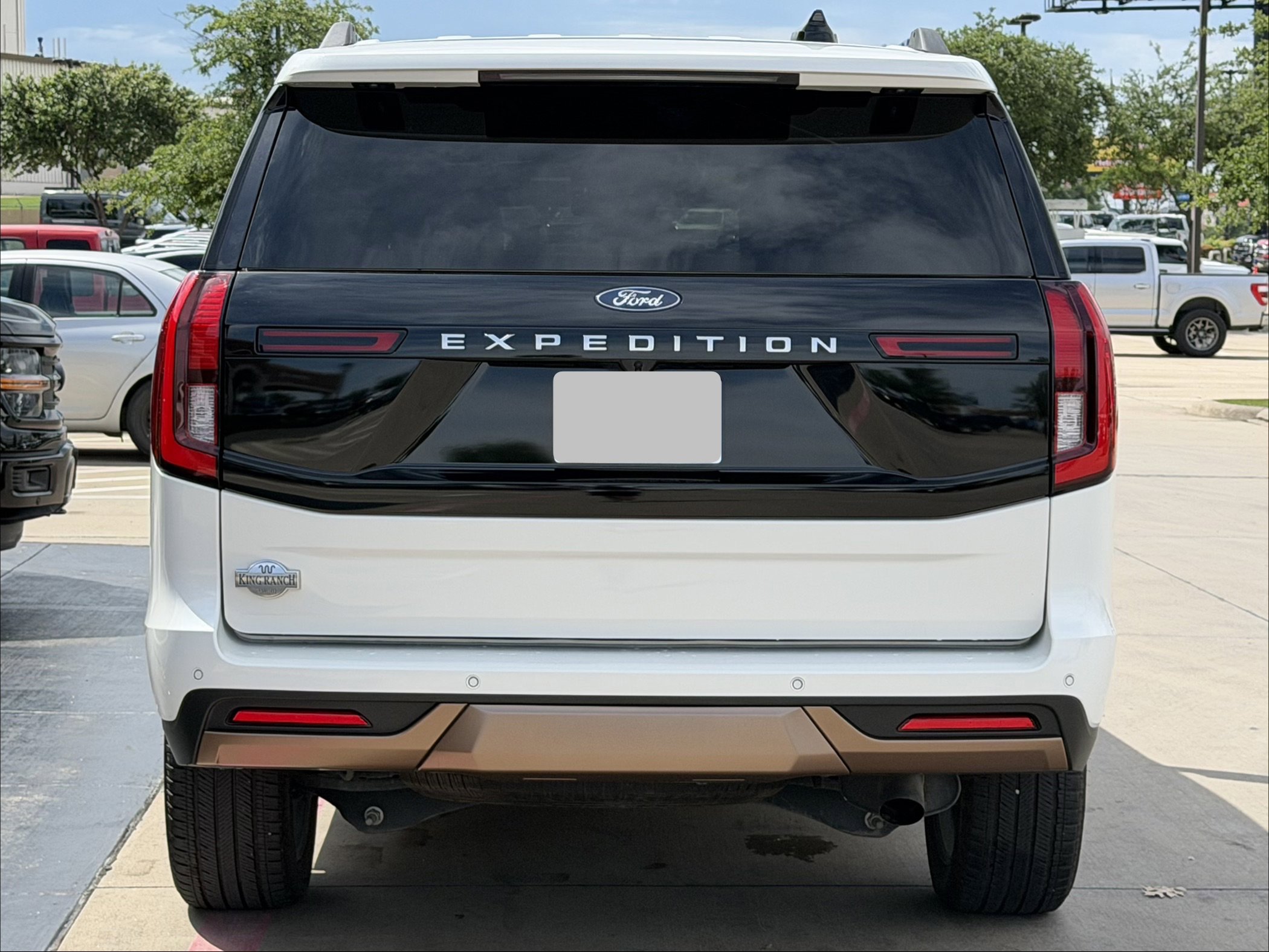 Certified 2025 Ford Expedition King Ranch AWD/4WD image 5