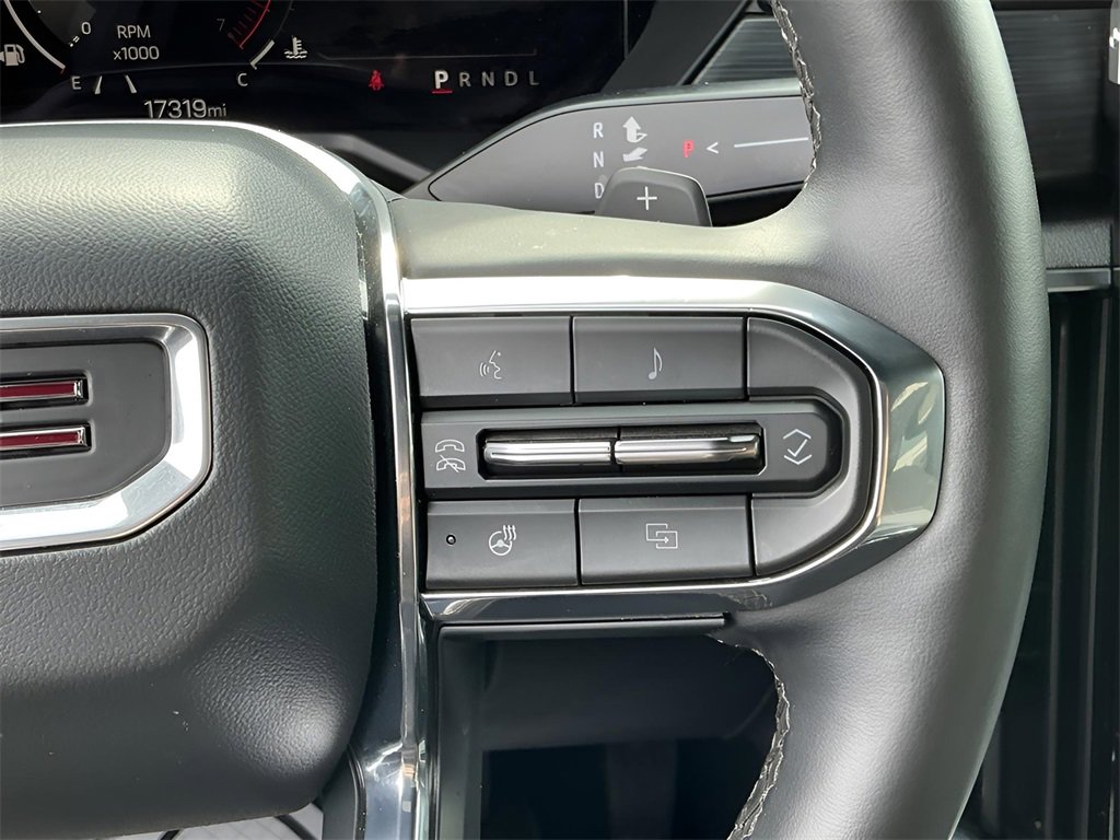 Used 2025 GMC Acadia Elevation image 36