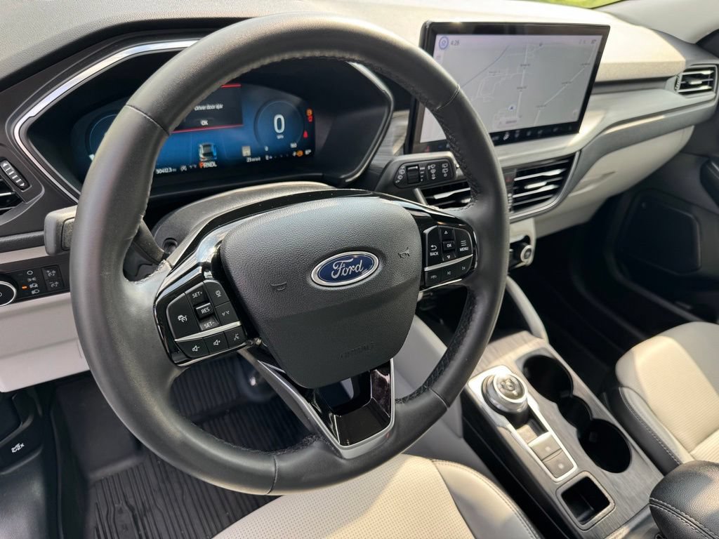 Certified 2023 Ford Escape Platinum AWD/4WD image 31