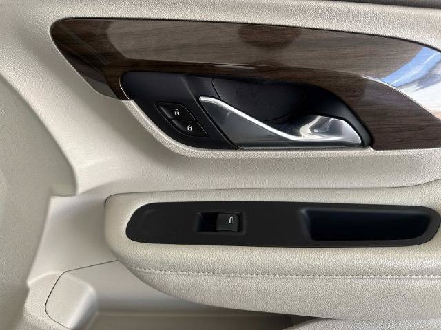 Used 2020 GMC Terrain Denali w/ Denali Premium Package FWD image 20