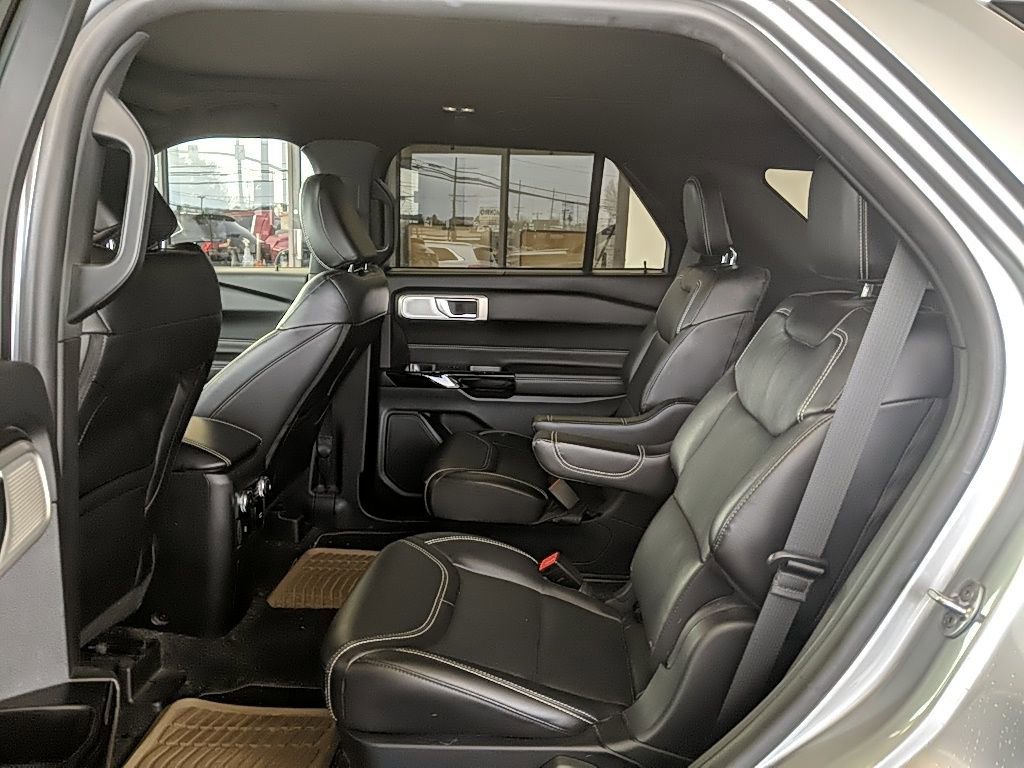 Certified 2022 Ford Explorer ST w/ Equipment Group 401A image 14
