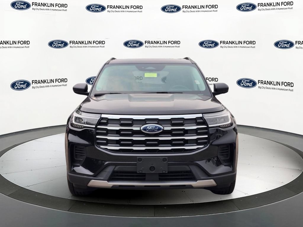 Certified 2025 Ford Explorer Active AWD/4WD image 8