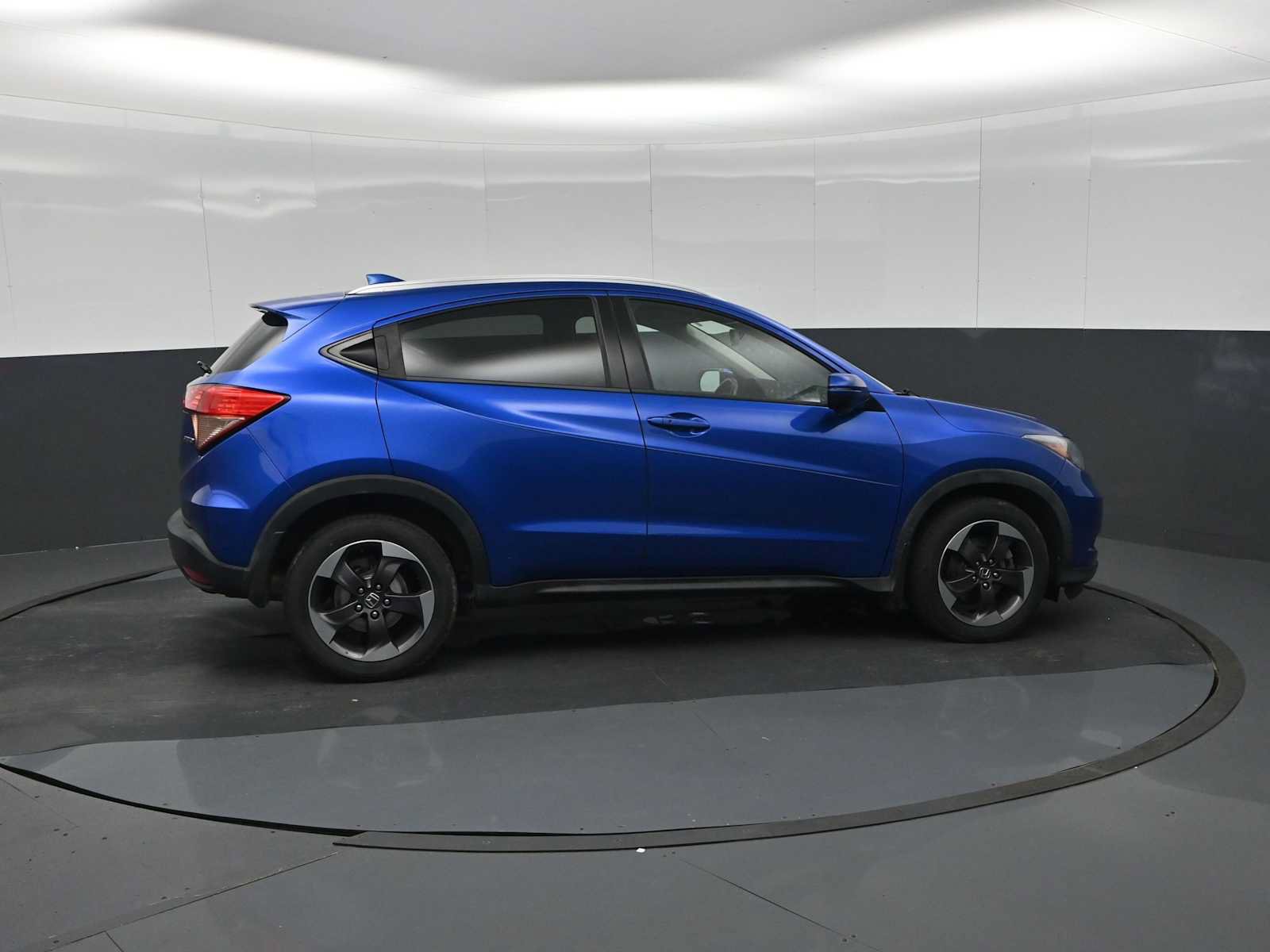 Used 2018 Honda HR-V EX-L image 6