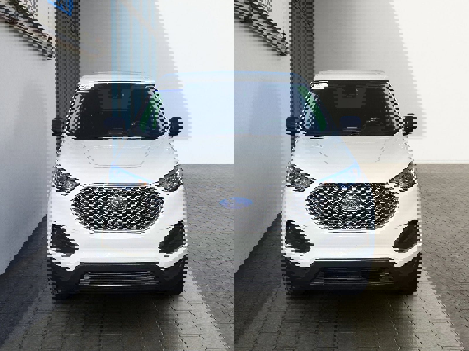 Certified 2024 Ford Edge SE image 8