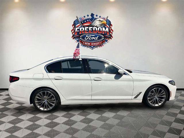 Used 2023 BMW 530i xDrive w/ Convenience Package AWD/4WD image 4
