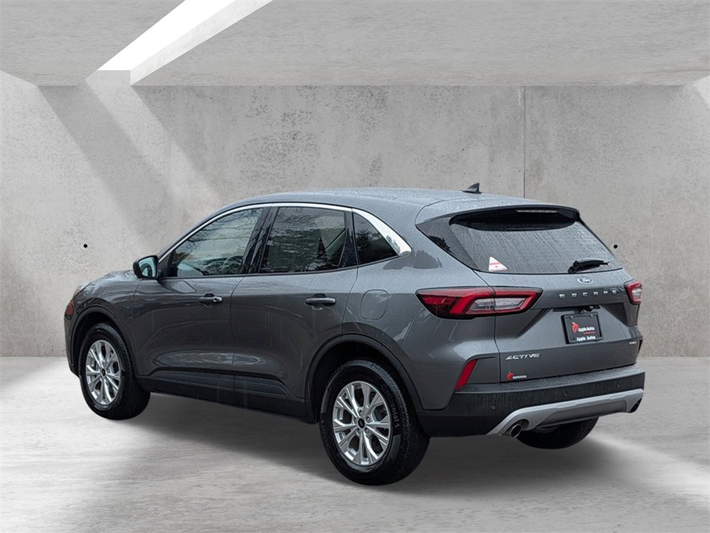 Certified 2023 Ford Escape Active w/ Tech Pack #2 image 5