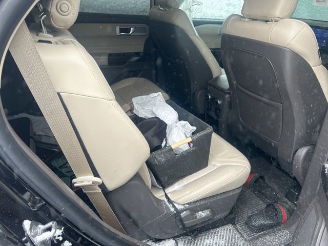 Certified 2020 Ford Explorer Platinum image 11