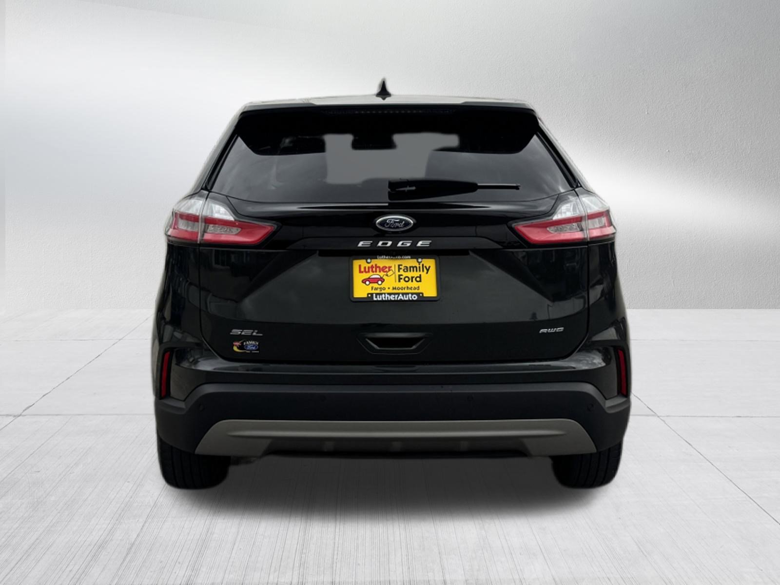 Certified 2024 Ford Edge SEL w/ Convenience Package AWD/4WD image 7