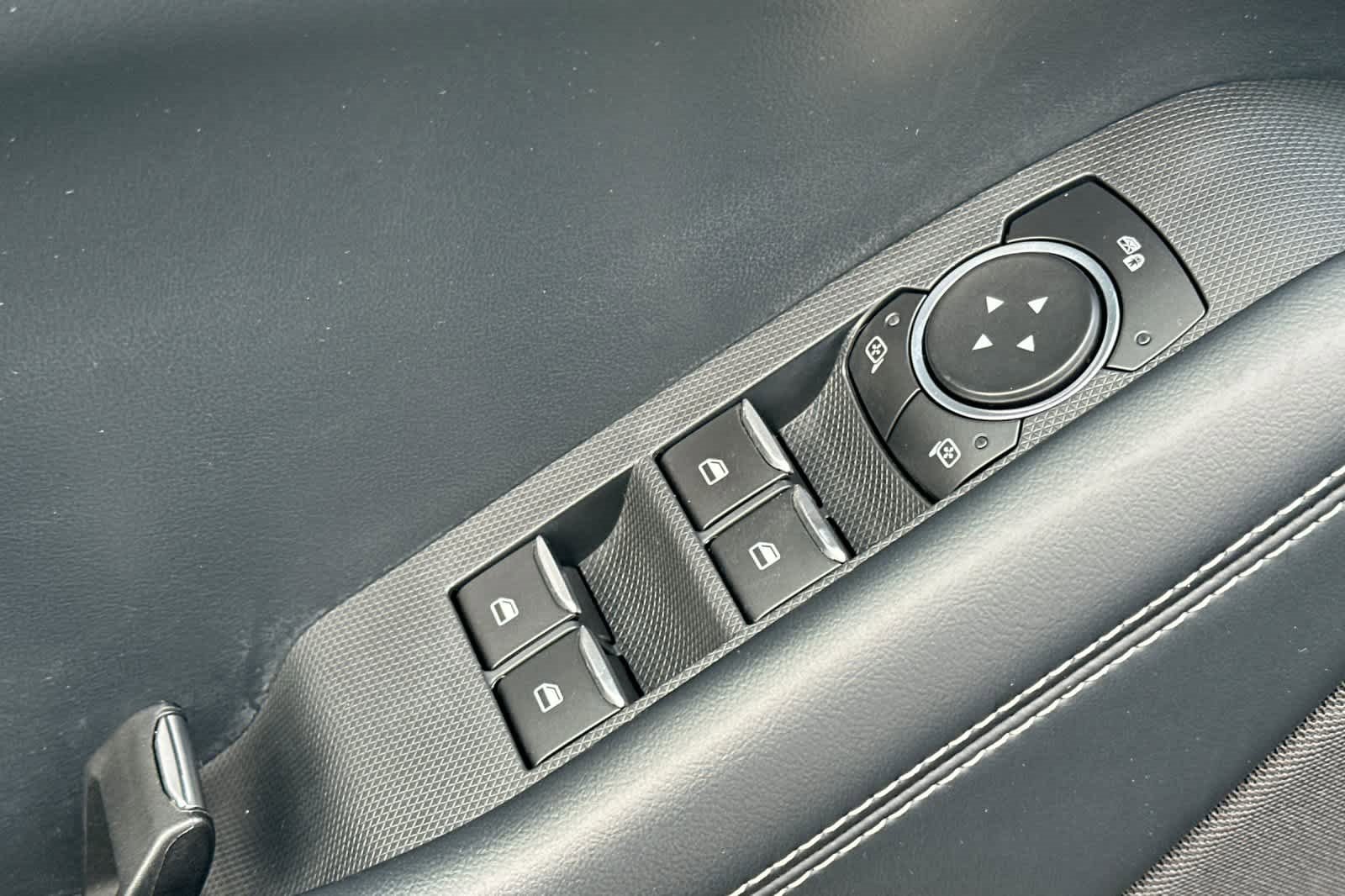 Certified 2022 Ford Mustang Mach-E Select image 14