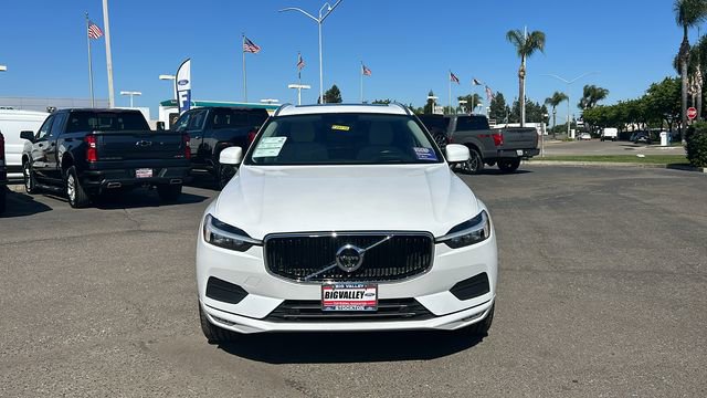 Used 2021 Volvo XC60 T5 Momentum w/ Advanced Package image 9