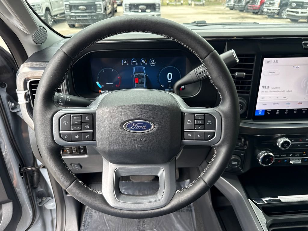 Certified 2025 Ford F250 Lariat w/ Lariat Ultimate Package AWD/4WD image 16