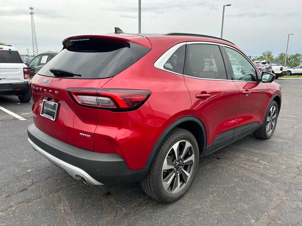 Certified 2023 Ford Escape Platinum AWD/4WD image 4