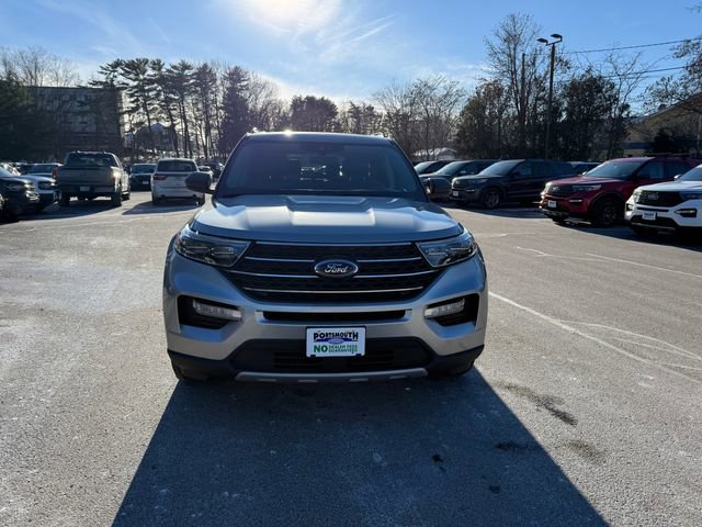 Certified 2022 Ford Explorer XLT w/ Equipment Group 202A image 8