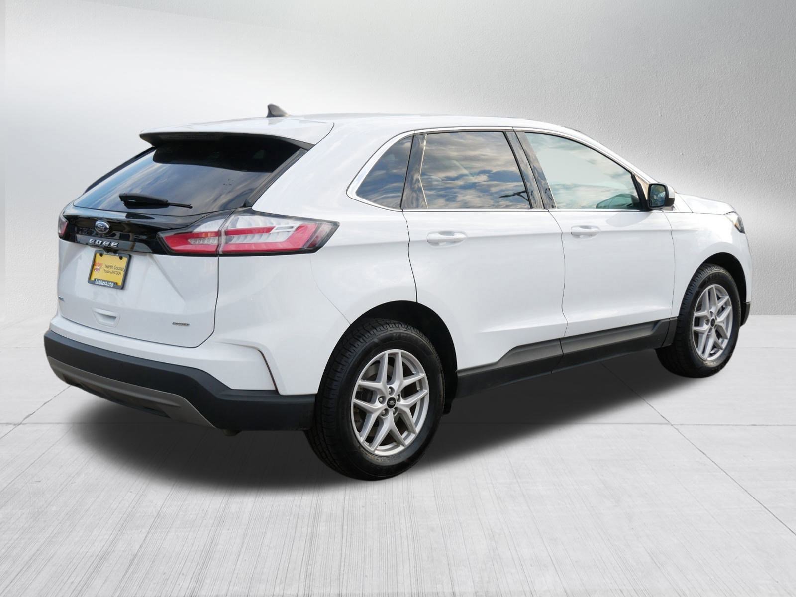 Certified 2023 Ford Edge SEL image 5