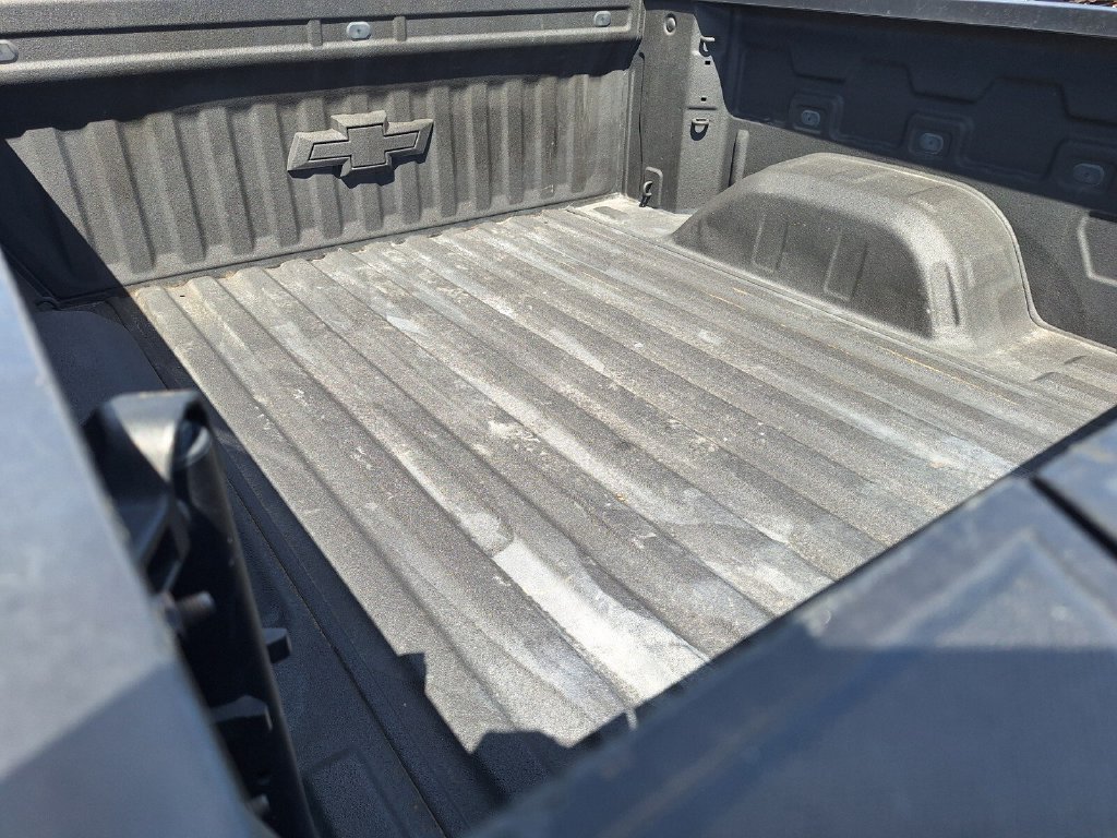 Used 2024 Chevrolet Silverado 1500 LT AWD/4WD image 25