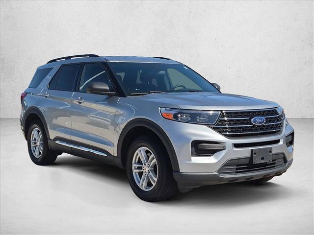 Certified 2020 Ford Explorer XLT w/ Comfort Package AWD/4WD image 3