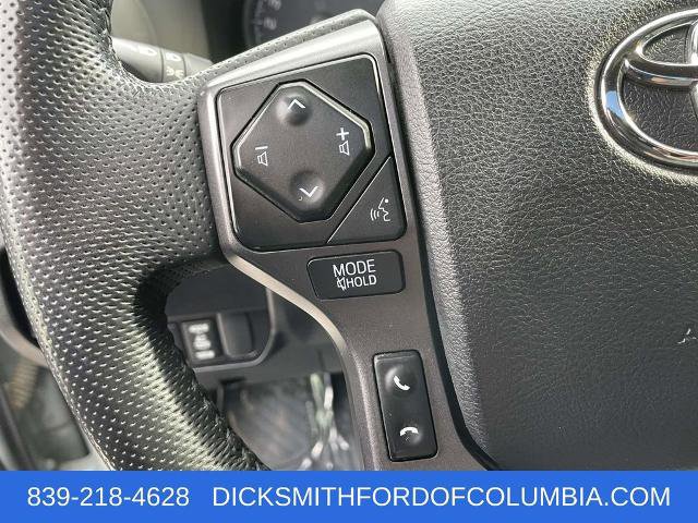 Used 2022 Toyota Tacoma TRD Off-Road image 19