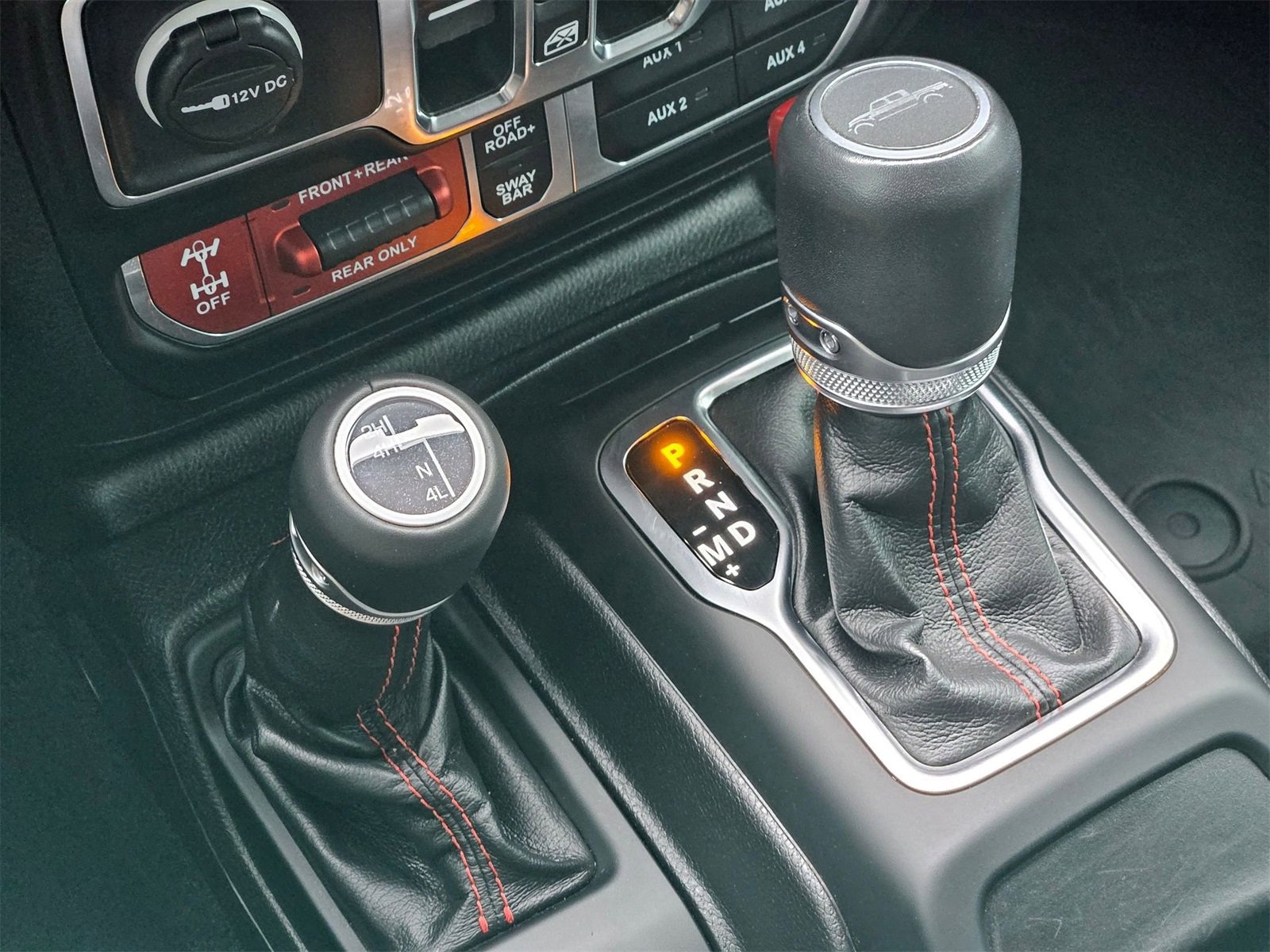 Used 2022 Jeep Gladiator Rubicon w/ LED Lighting Group image 17