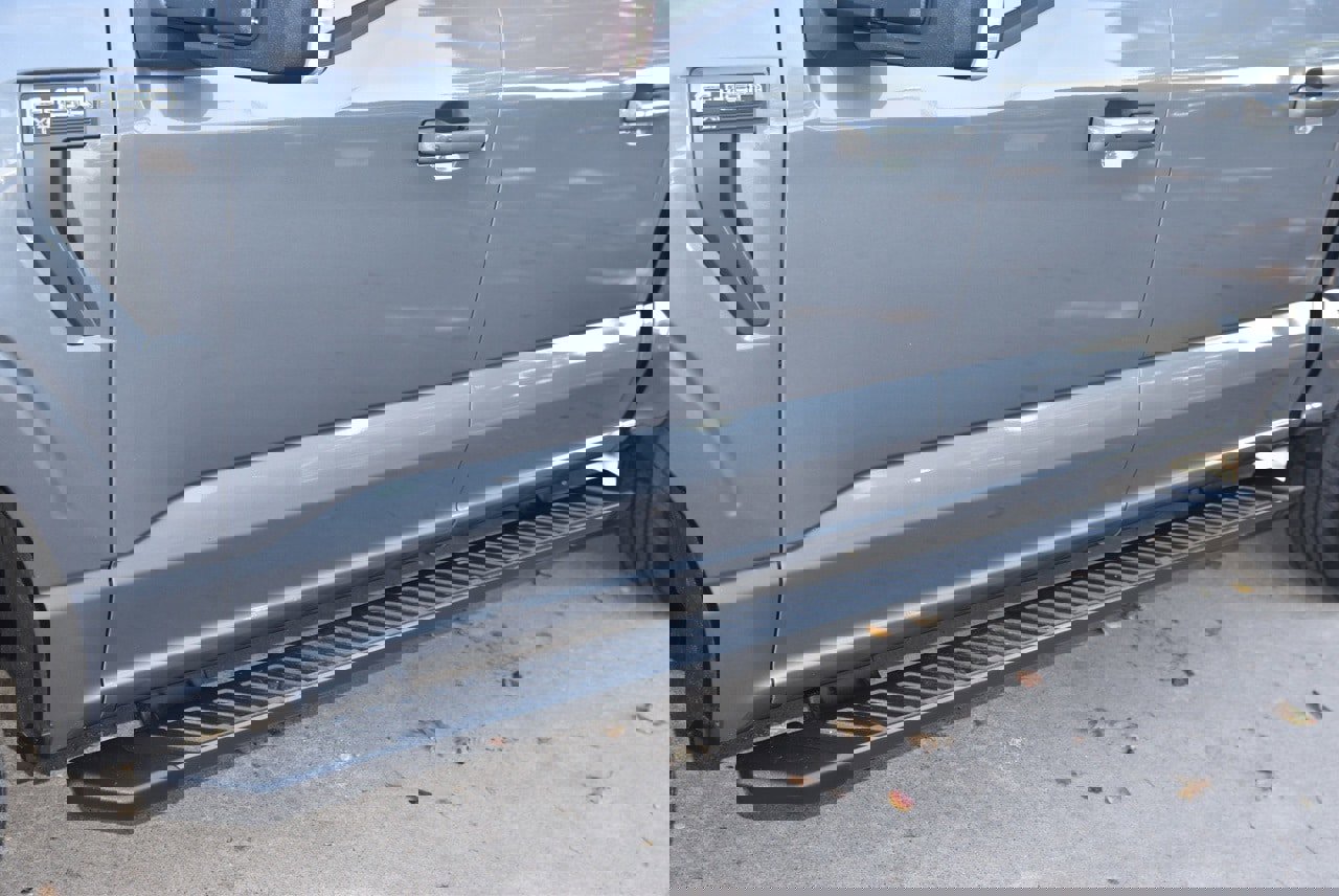 Certified 2022 Ford F150 XLT w/ Equipment Group 302A High image 38