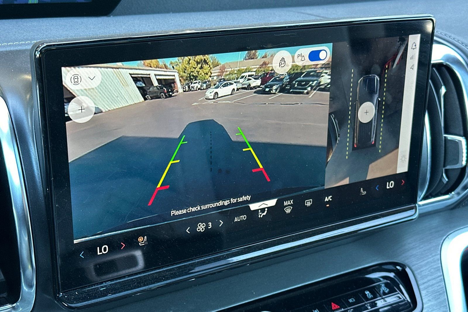 Certified 2025 Ford Expedition Max Platinum w/ Driver's Package image 19