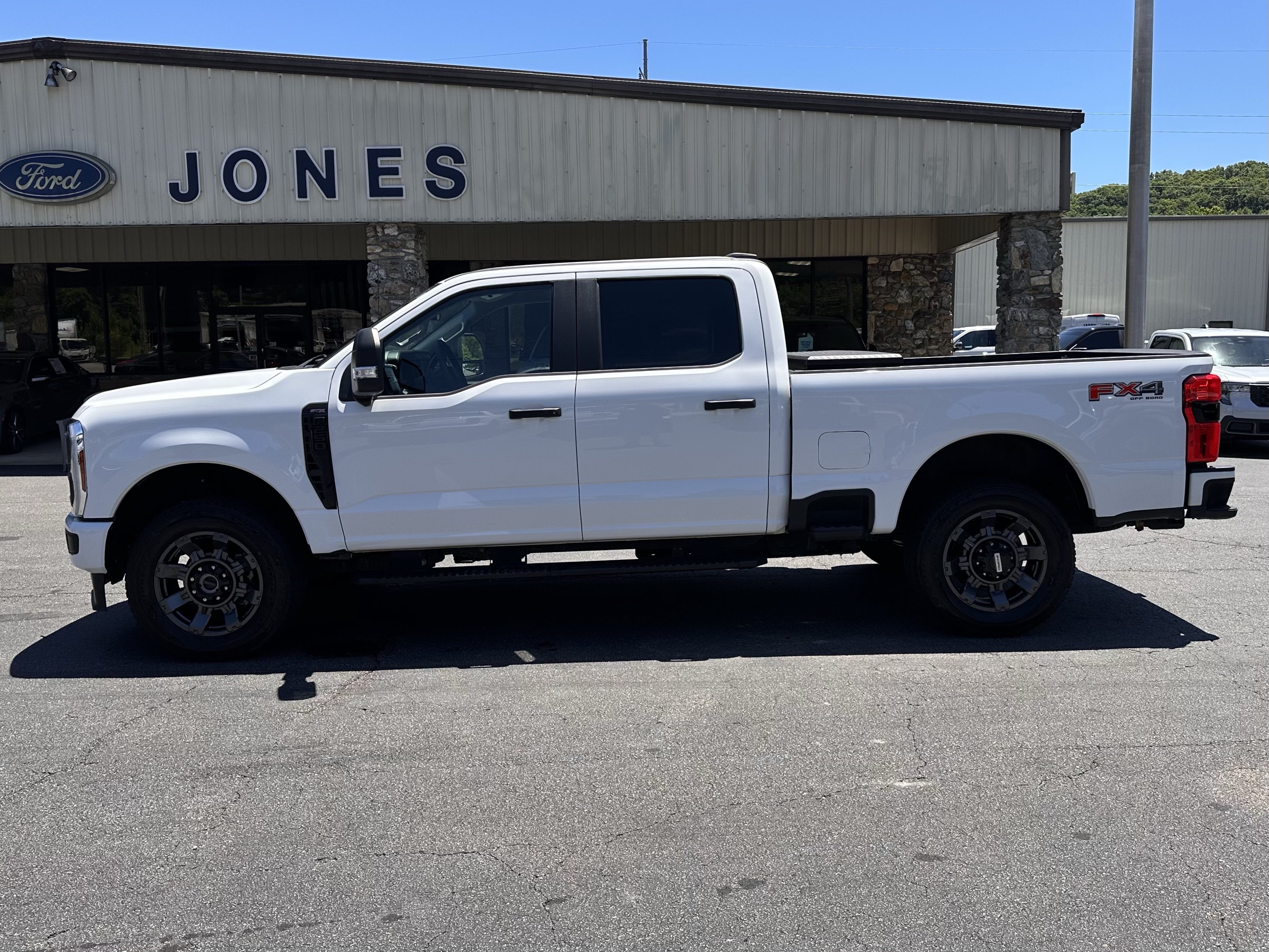 Certified 2024 Ford F250 XL w/ STX Appearance Package AWD/4WD image 1
