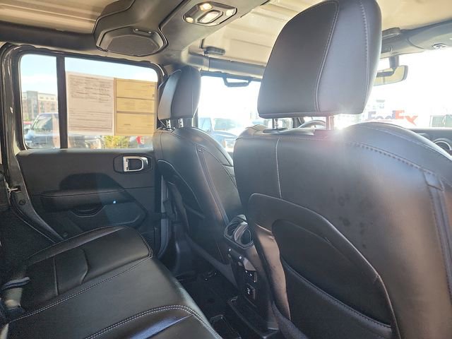 Used 2021 Jeep Wrangler Unlimited Sahara w/ Cold Weather Group AWD/4WD image 27