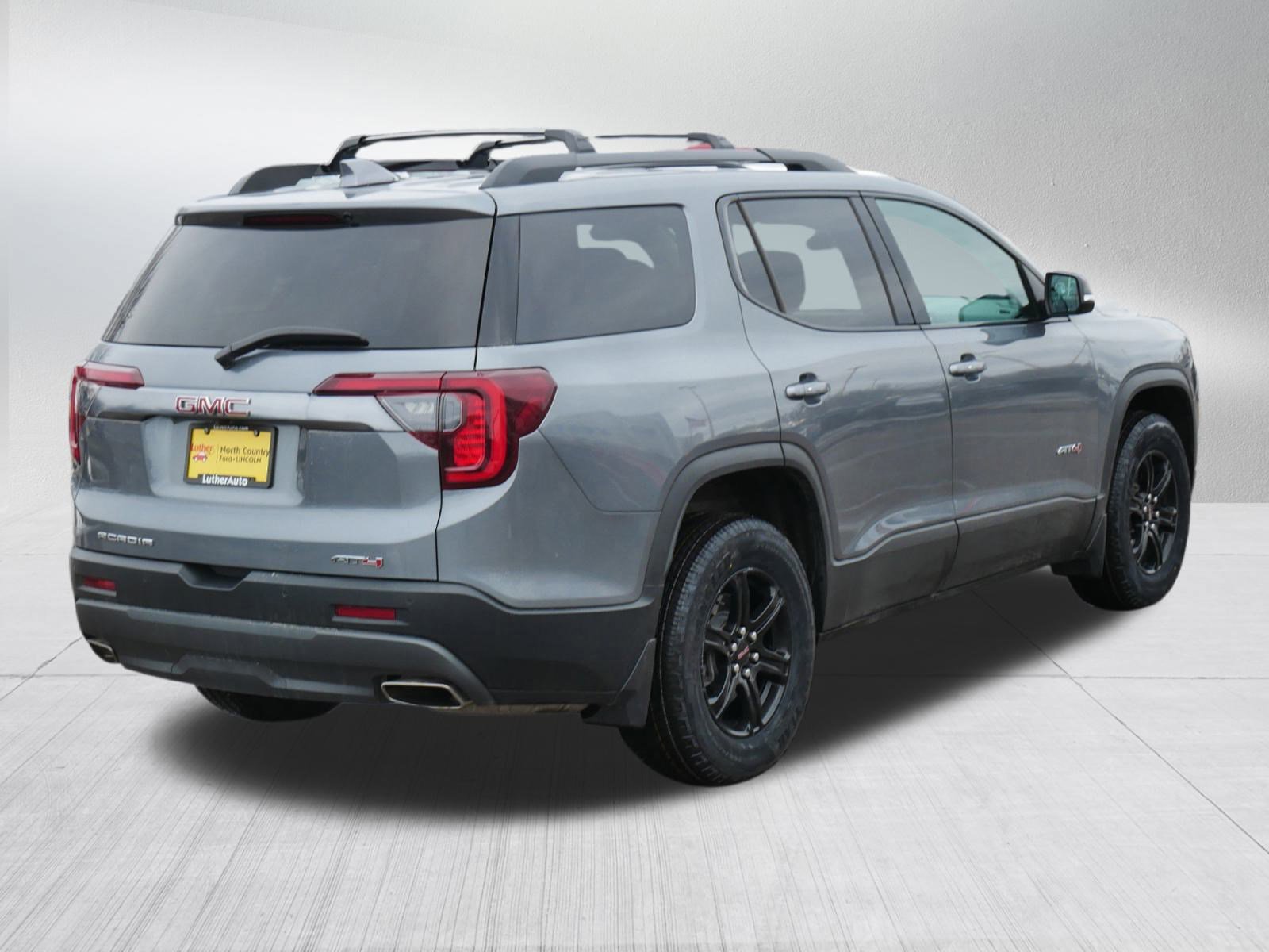 Used 2022 GMC Acadia AT4 w/ Trailering Package image 5