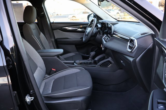 Used 2024 Chevrolet TrailBlazer LT image 17