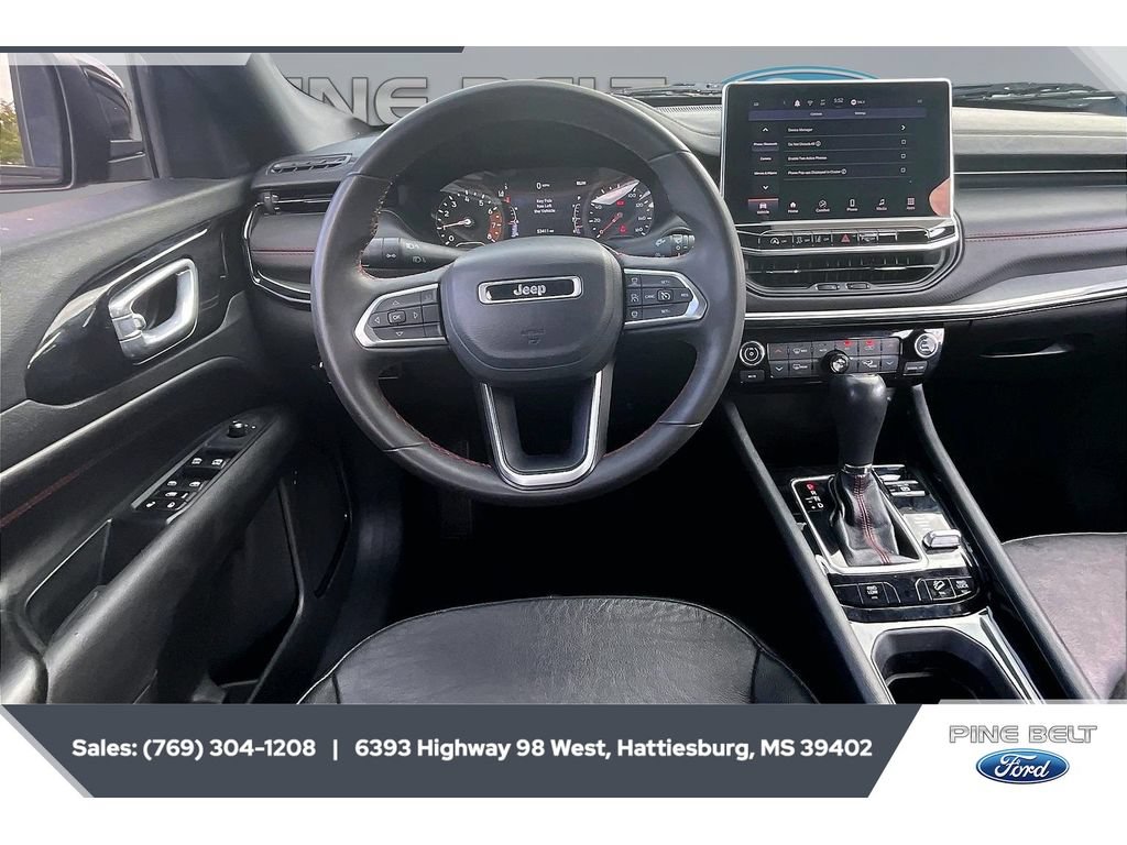 Used 2024 Jeep Compass Trailhawk AWD/4WD image 5