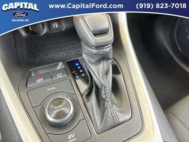 Used 2023 Toyota RAV4 XLE image 29