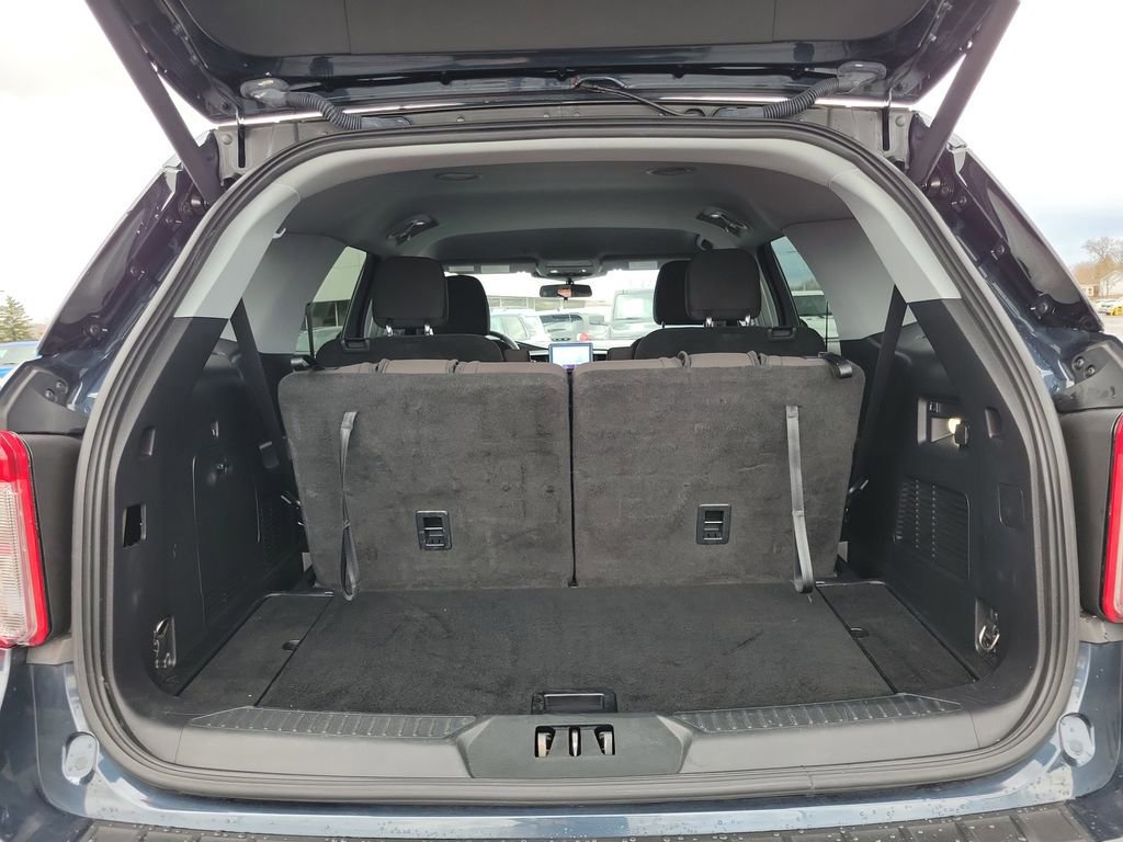 Certified 2022 Ford Explorer XLT image 10