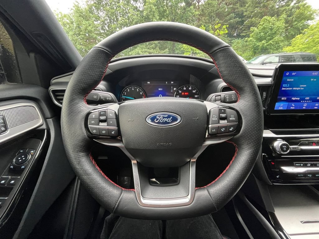 Certified 2023 Ford Explorer ST-Line w/ Class IV Trailer Tow Package AWD/4WD image 11