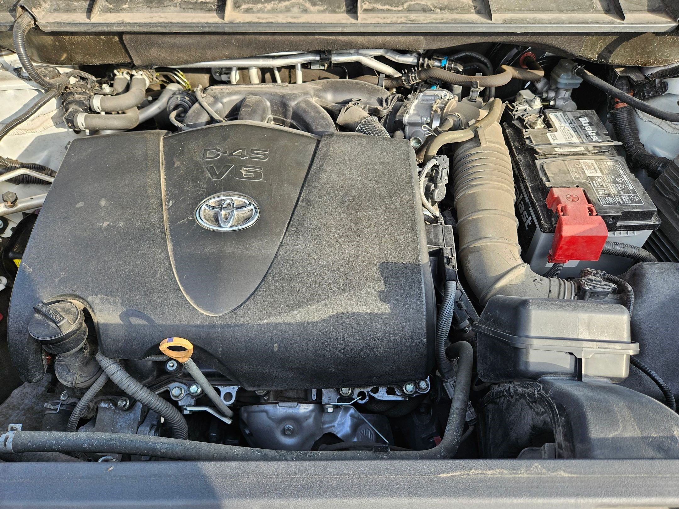 Used 2020 Toyota Highlander XLE AWD/4WD image 45
