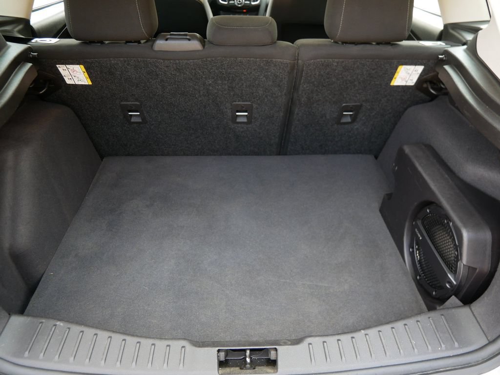 Certified 2018 Ford Focus SEL FWD image 10