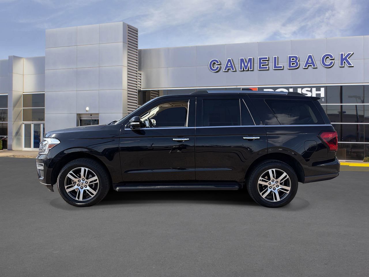 Certified 2024 Ford Expedition Limited AWD/4WD image 3