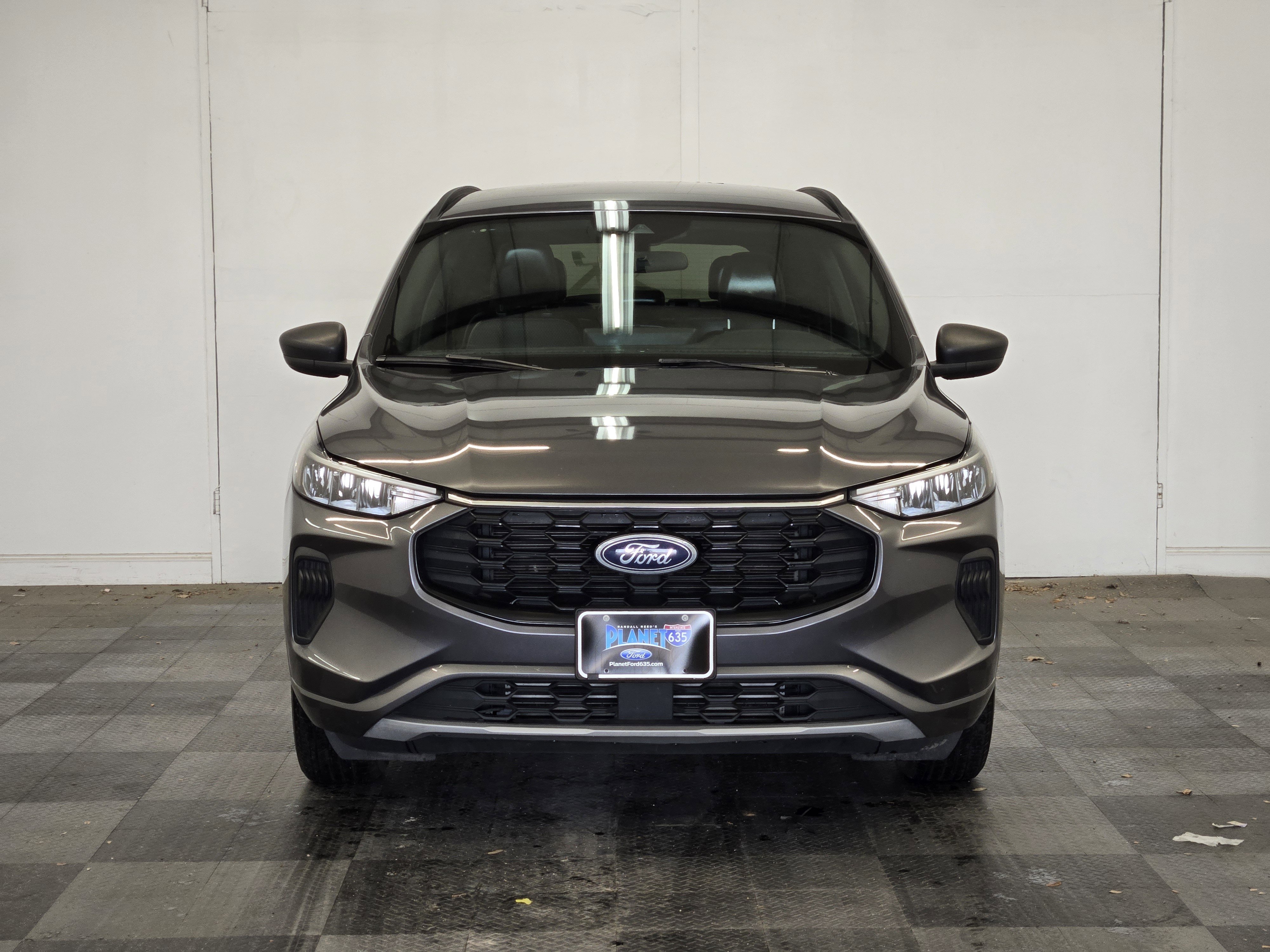 Certified 2023 Ford Escape ST-Line w/ Tech Pack #1 FWD image 3